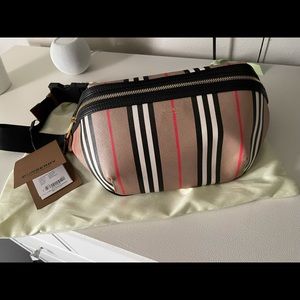 Burberry Bum bag